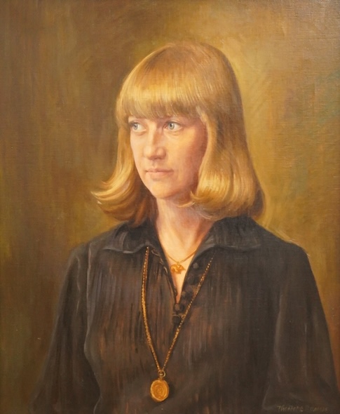 Theodore Ramos (Spanish, 1928-2018), portrait of a lady, signed, oil on canvas, gilt framed, 58 x 48cm